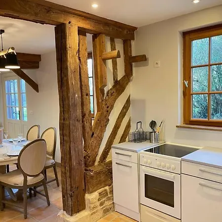 Les Ecuries A 12 Mn De Cabourg Goustranville