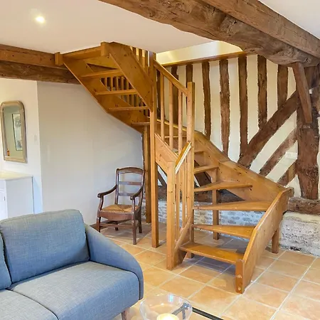 Holiday home Les Ecuries A 12 Mn De Cabourg *
