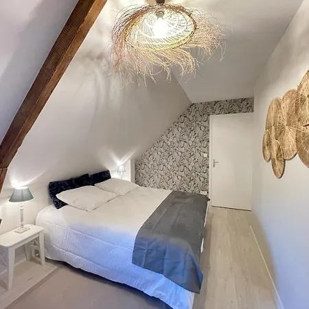 Les Ecuries A 12 Mn De Cabourg 펜션 Goustranville