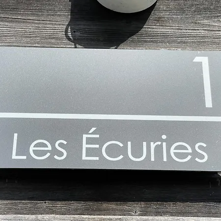 Les écuries à 12 Mn De Cabourg * Goustranville